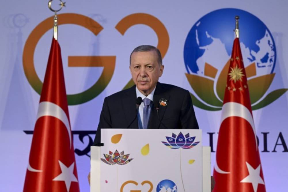 Cumhurbaşkanı Erdoğan liderleri tepkiye davet etti