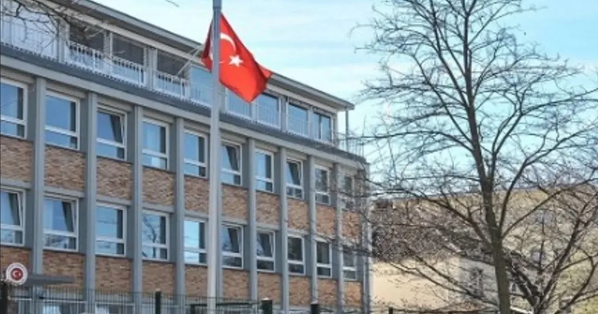 Almanya’da başkonsolosluk binasına işgal girişimi
