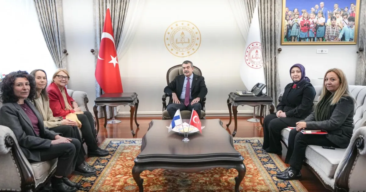 Bakan Tekin üç ülkenin büyükelçilerini kabul etti