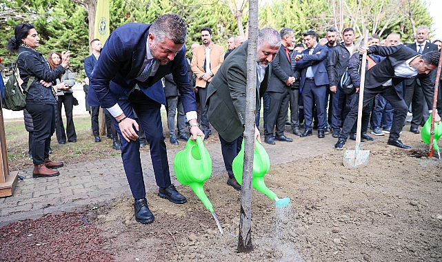 Buca’da asimilasyon şehitlerinin anısına Rodop Çocuk Parkı ve Anıtı açıldı