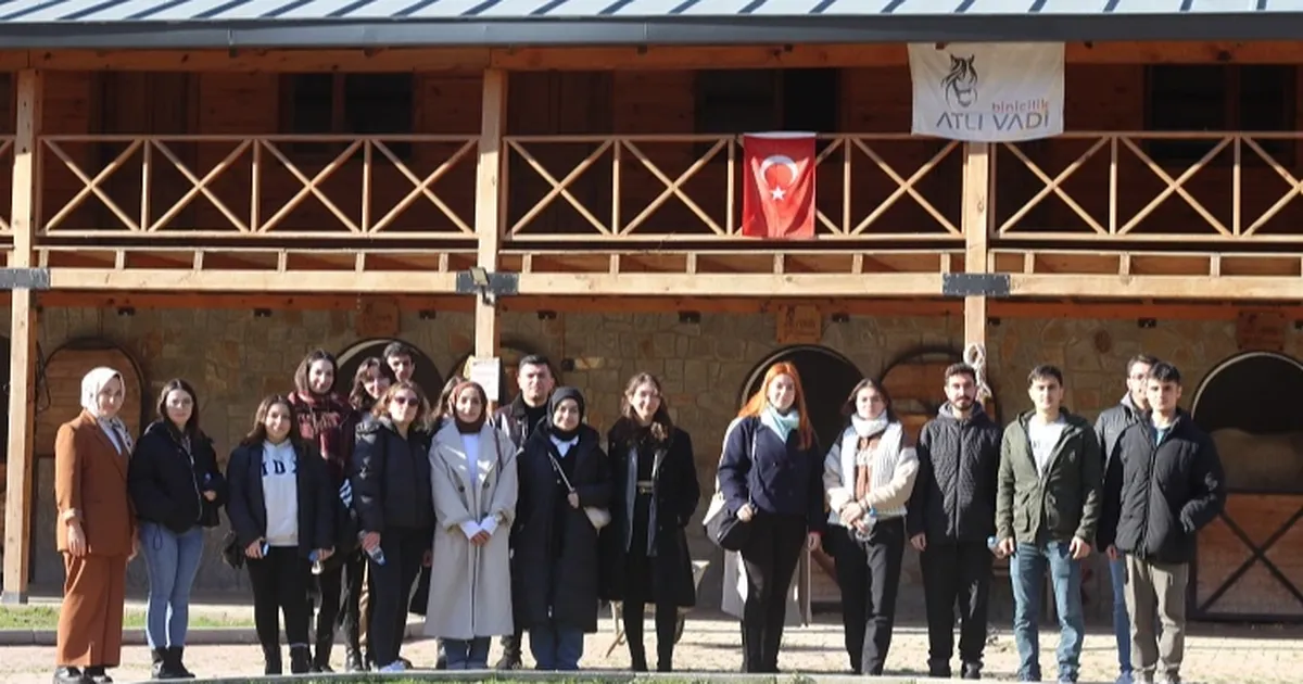 ‘Gençlik Bursa’da Yollarda’ projesi tüm hızıyla sürüyor