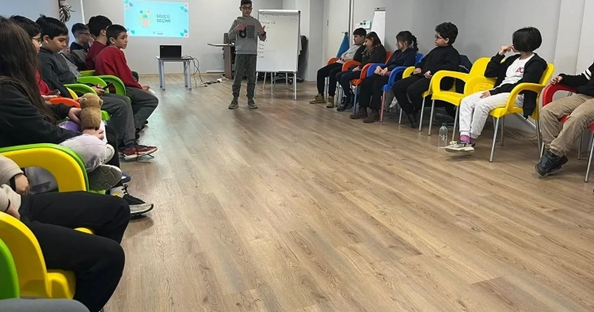 İzmir Çocuk Meclisi’nde seçim heyecanı