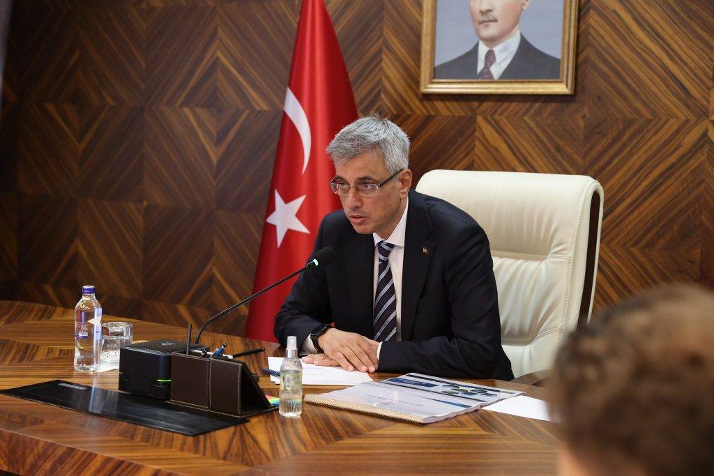 “Sağlık Bakanı Memişoğlu’nun TBMM’deki Üslubu Şaşkınlık Yarattı!”