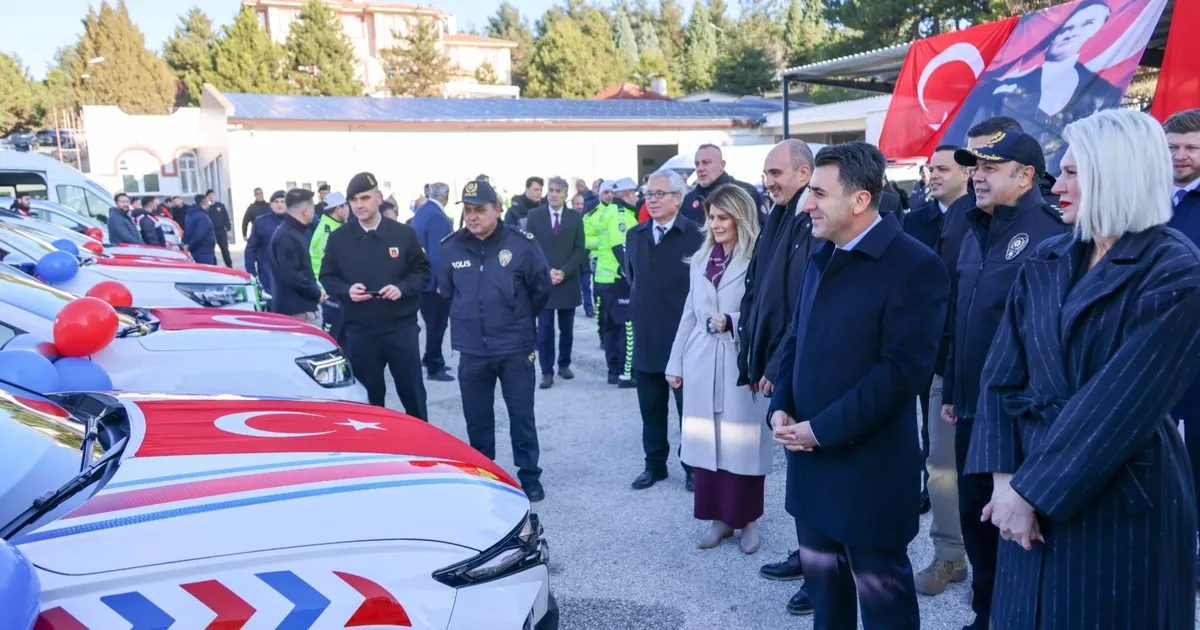 Bilecik’te emniyet ve jandarma teşkilatlarına 20 yeni araç