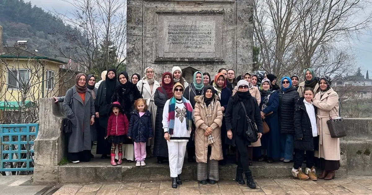 Edebiyat mirasını yaşatanlar Sakarya’nın tarihini ve güzelliklerini keşfetti