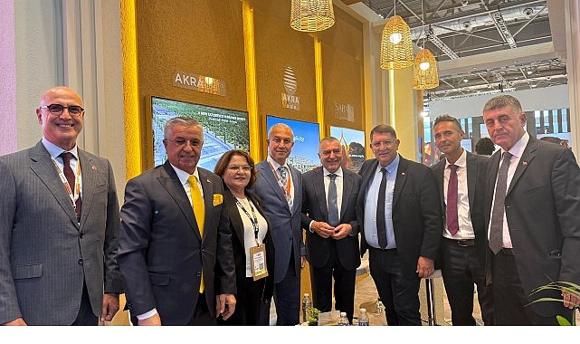 Başkan Topaloğlu, Londra Uluslararası Turizm Fuarı’nda