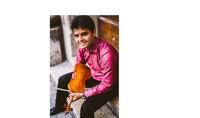 İstanbul Devlet Senfoni Orkestrası aralık ayının ilk konserinde keman virtüözü Robert Lakatos’u ağırlıyor