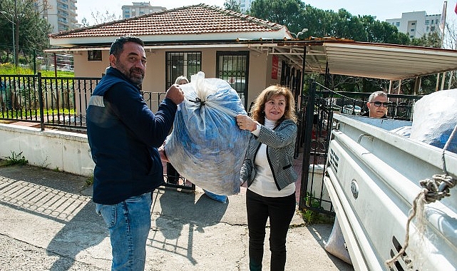 Aliağa’dan Karşıyaka’ya iyilik köprüsü: “Mavi Kapak” kampanyasına 200 kilogramlık destek
